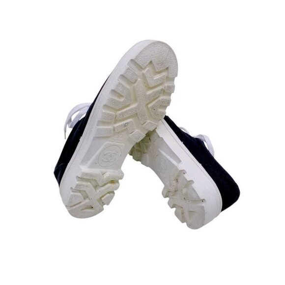 Authentic CHANEL CC Sneakers Black and White Coco Mark Bicolor Canvas Shoes 37 7 - Picture 8 of 8